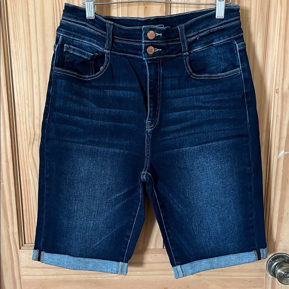 KanCan Indigo Denim Bermuda Shorts Size 30